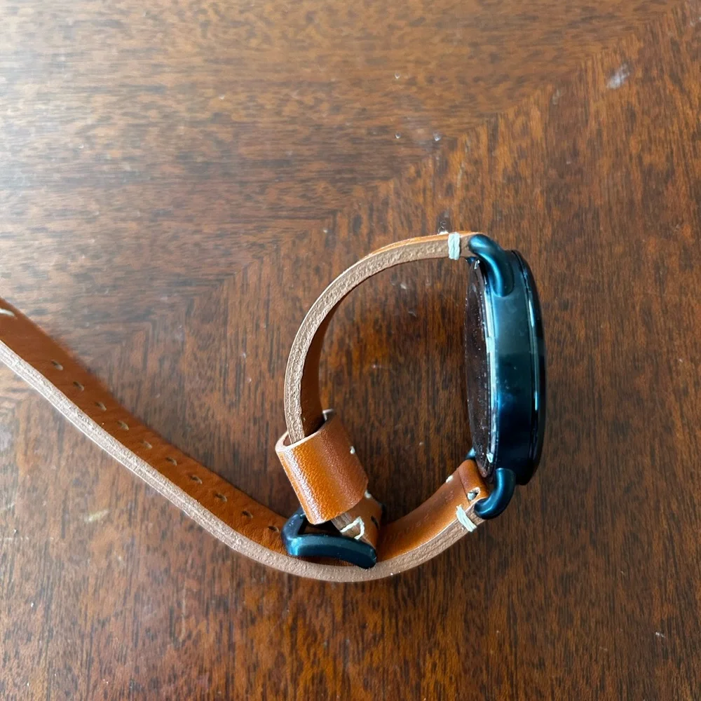 Fossil Black Dial Watch with Brown Leather Strap - Picture 4 of 4